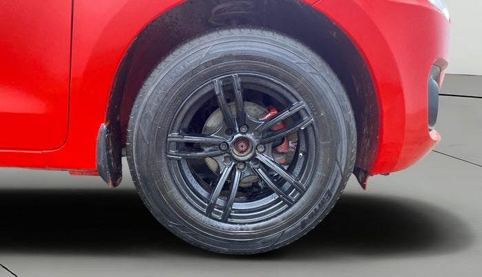 2020 Maruti Swift LXI, Petrol, Manual, 53,902 km, Right Front Wheel