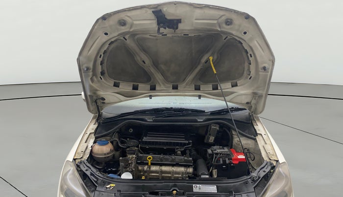 2014 Skoda Rapid ELEGANCE 1.6 MPI MT, Petrol, Manual, 1,07,359 km, Open Bonet