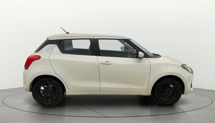 2018 Maruti Swift ZXI AMT, CNG, Automatic, 1,17,441 km, Right Side View