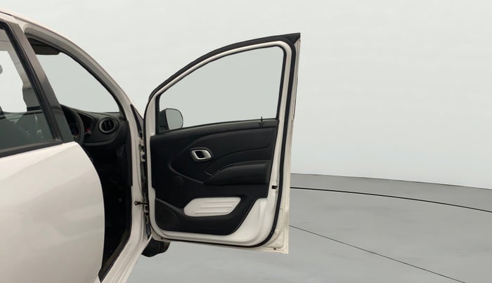 2018 Datsun Redi Go T (O), Petrol, Manual, 33,943 km, RHS Front Door