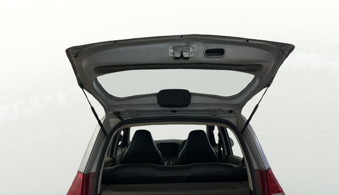 2014 Hyundai i10 SPORTZ 1.1, Petrol, Manual, 42,523 km, Boot Door Open