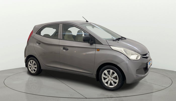 2013 Hyundai Eon MAGNA +, Petrol, Manual, 1,20,028 km, Right Front Diagonal