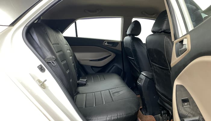 2018 Hyundai Elite i20 MAGNA EXECUTIVE 1.2, Petrol, Manual, 86,728 km, Right Side Rear Door Cabin