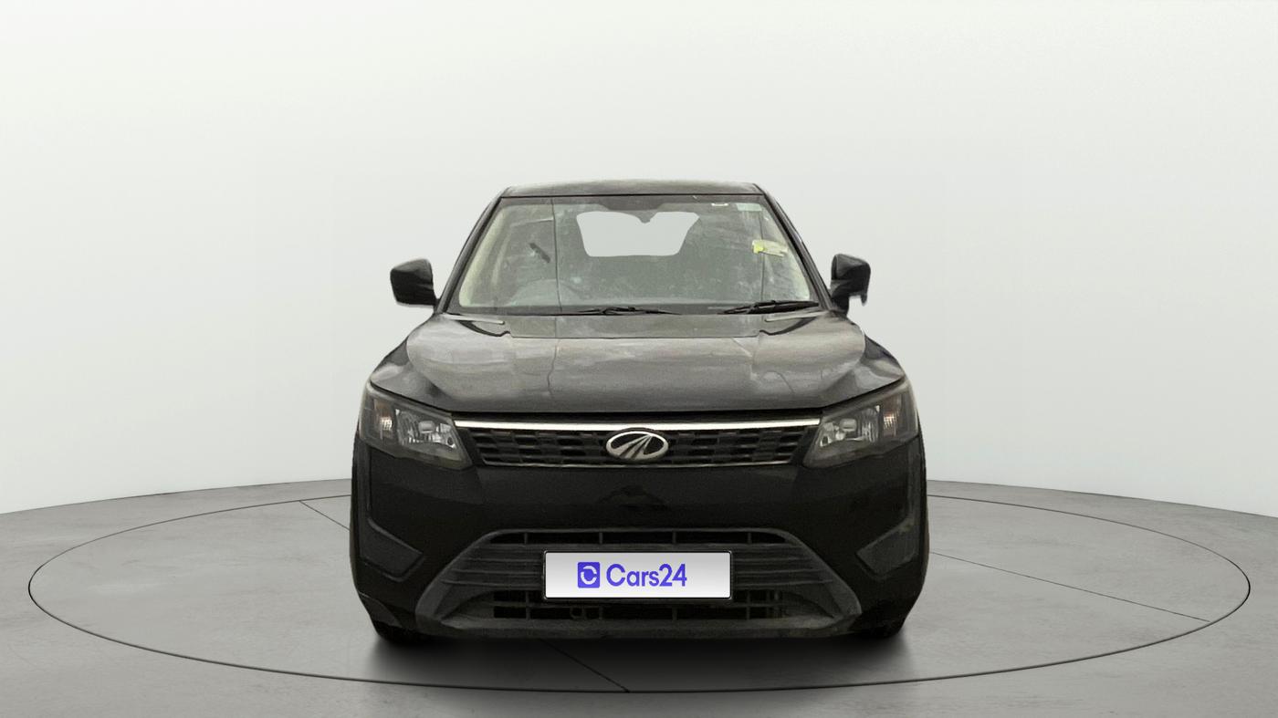 2021 Mahindra XUV300 W4 1.2 PETROL, Petrol, Manual, 63,929 km, Front