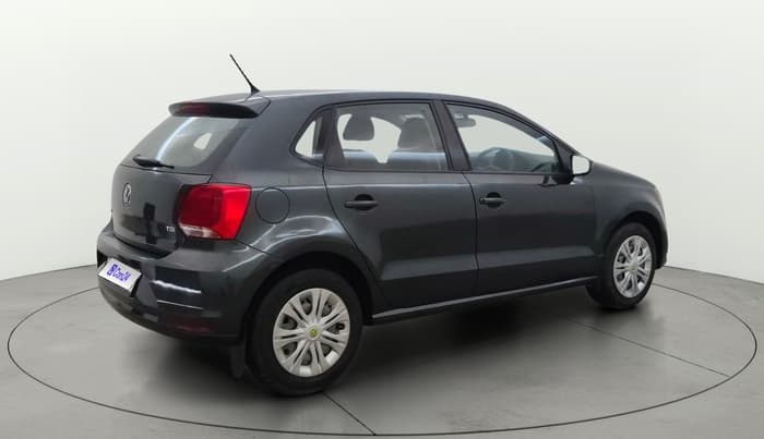 2015 Volkswagen Polo COMFORTLINE 1.5L, Diesel, Manual, 1,30,121 km, Right Back Diagonal