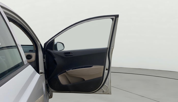 2016 Hyundai Grand i10 MAGNA 1.1 CRDI, Diesel, Manual, 92,624 km, RHS Front Door