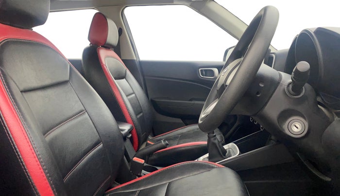 2019 Hyundai VENUE S 1.2, Petrol, Manual, 51,110 km, Right Side Front Door Cabin