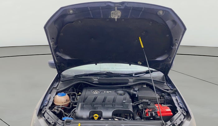 2015 Volkswagen Vento HIGHLINE 1.5 AT, Diesel, Automatic, 51,306 km, Open Bonet