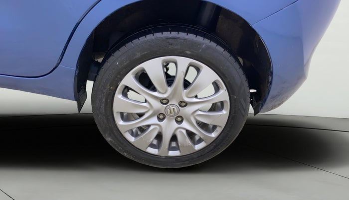 2017 Maruti Baleno ALPHA PETROL 1.2, Petrol, Manual, 39,267 km, Left Rear Wheel