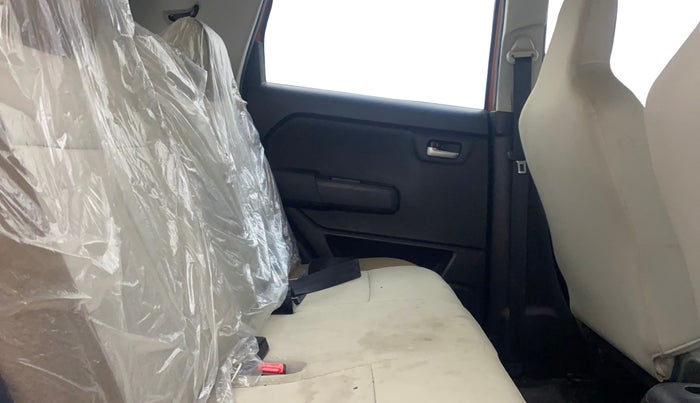 2020 Maruti New Wagon-R VXI (O) 1.0 AMT , Petrol, Automatic, 44,051 km, Right Side Rear Door Cabin