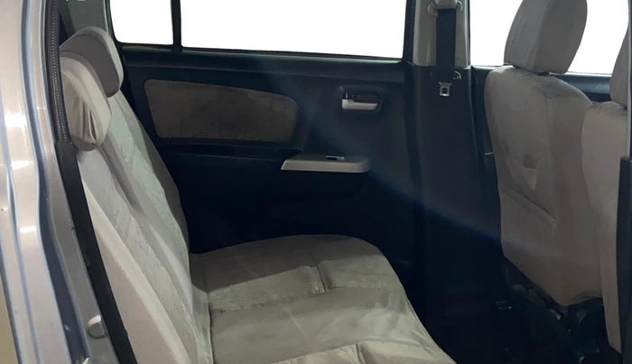 2014 Maruti Wagon R 1.0 VXI, Petrol, Manual, 68,249 km, Right Side Rear Door Cabin