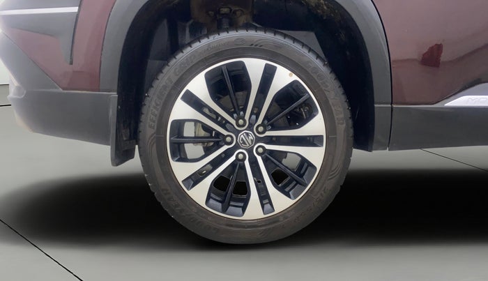 2022 MG HECTOR SHARP 1.5 PETROL CVT, Petrol, Automatic, 24,061 km, Right Rear Wheel