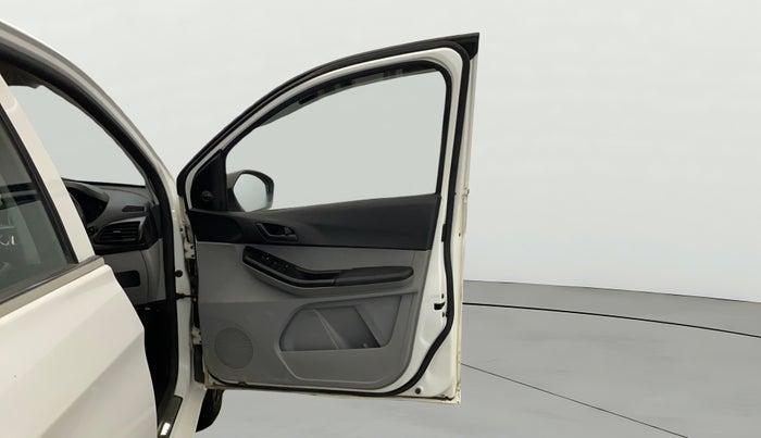 2021 Tata Tiago XM CNG, CNG, Manual, 58,394 km, RHS Front Door