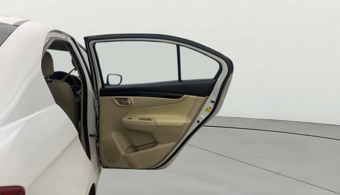 2017 Maruti Ciaz DELTA 1.4 MT PETROL, Petrol, Manual, 40,362 km, RHS Rear Door