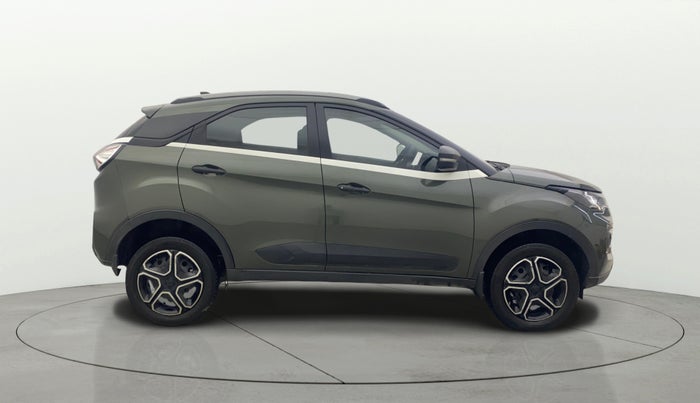 2022 Tata NEXON XM SUNROOF PETROL, Petrol, Manual, 72,463 km, Right Side View