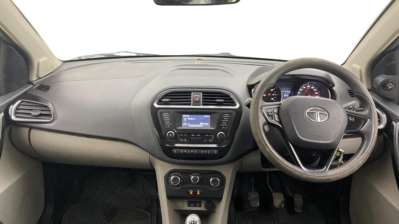 2018 Tata Tiago XZ PETROL, Petrol, Manual, 97,320 km, Dashboard