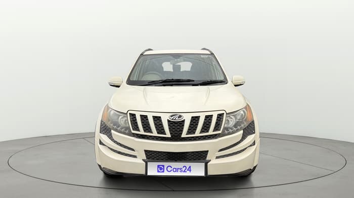 2014 Mahindra XUV500 W6, Diesel, Manual, 90,596 km, Front