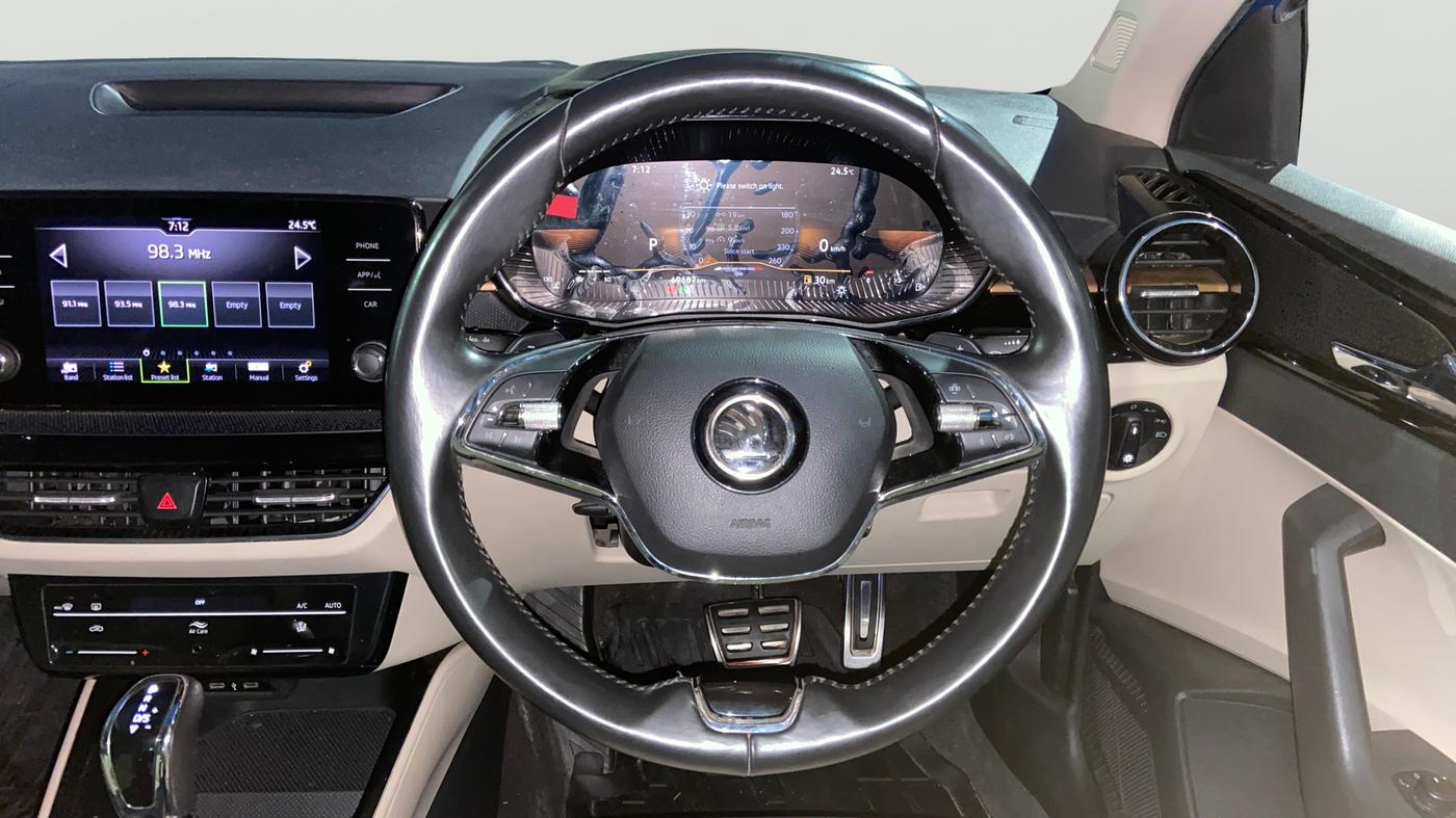 2022 Skoda SLAVIA STYLE 1.5L TSI DSG, Petrol, Automatic, 69,671 km, Steering Wheel Close Up