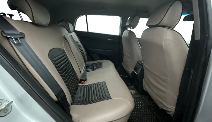 2016 Hyundai Creta S 1.6 PETROL, Petrol, Manual, 98,540 km, Right Side Rear Door Cabin