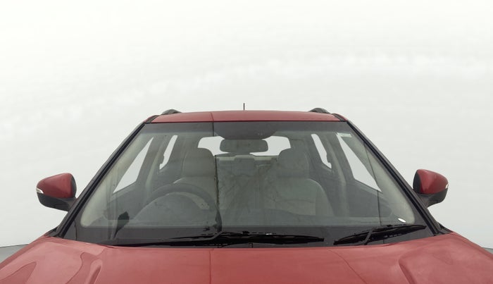 2021 Mahindra XUV300 W8 (O) 1.5 DIESEL, Diesel, Manual, 65,046 km, Front Windshield