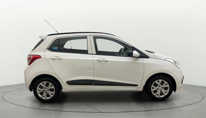 2016 Hyundai Grand i10 SPORTZ 1.1 CRDI, Diesel, Manual, 87,824 km, Right Side View
