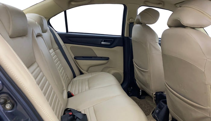 2022 Honda Amaze 1.2L I-VTEC S CVT, Petrol, Automatic, 17,210 km, Right Side Rear Door Cabin