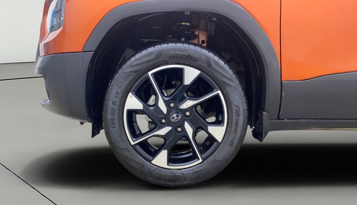 2024 Tata PUNCH CREATIVE  1.2 RTN DUAL TONE, Petrol, Manual, 8,011 km, Left Front Wheel