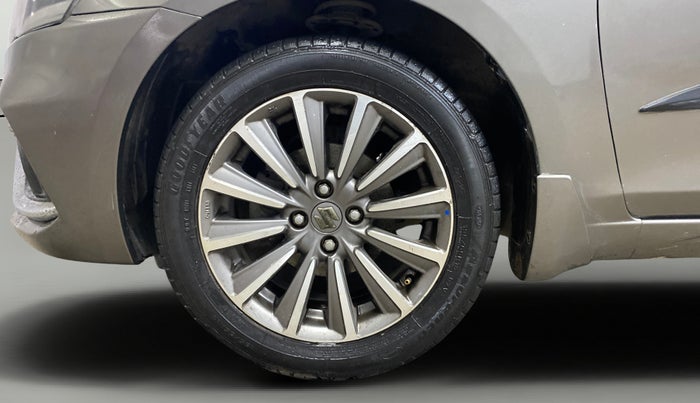 2019 Maruti Ciaz ALPHA  AT 1.5 SHVS PETROL, Petrol, Automatic, 66,179 km, Left Front Wheel