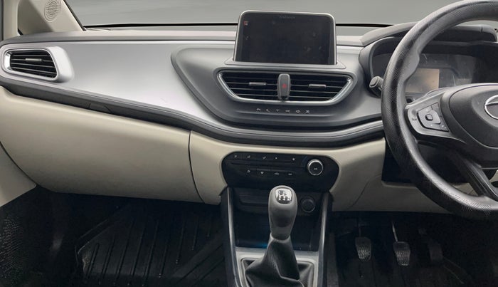 2023 Tata ALTROZ XM PLUS SUNROOF CNG, CNG, Manual, 33,529 km, Air Conditioner