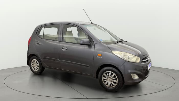 2016 Hyundai i10 SPORTZ 1.1, Petrol, Manual, 74,181 km, Right Front Diagonal