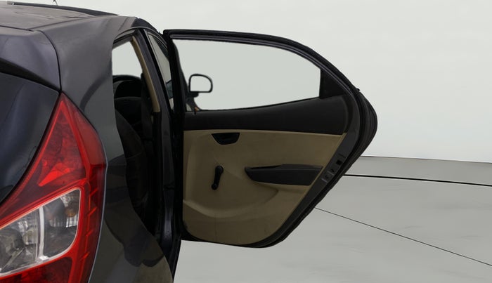 2016 Hyundai Eon ERA +, Petrol, Manual, 66,217 km, RHS Rear Door