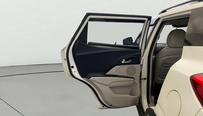 2021 Mahindra XUV300 W8 (O) 1.2 PETROL, Petrol, Manual, 39,362 km, LHS Rear Door