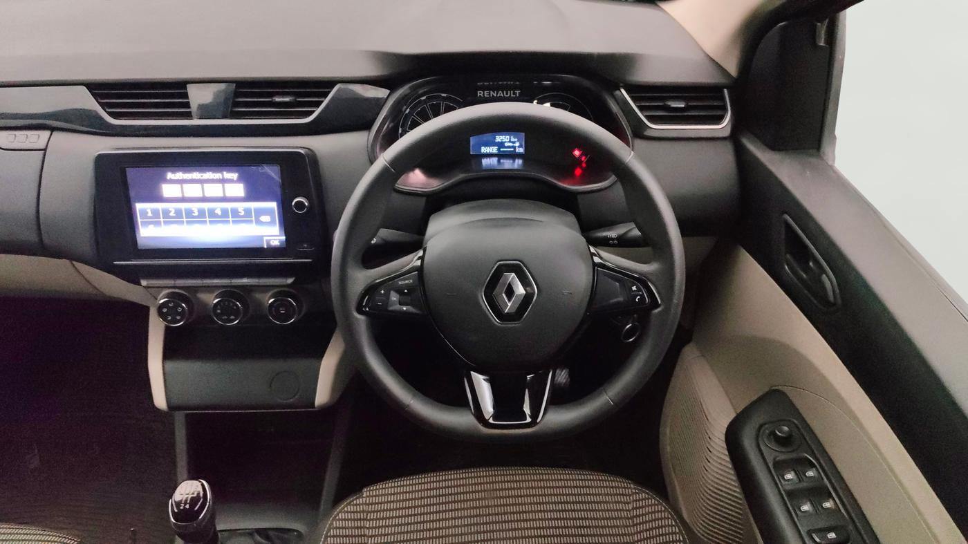 2022 Renault TRIBER RXT, Petrol, Manual, 32,493 km, Steering Wheel Close Up