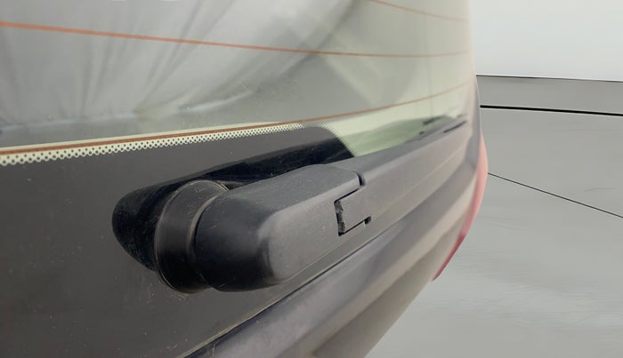 2019 Mahindra XUV300 W8 (O) 1.5 DIESEL, Diesel, Manual, 80,155 km, Rear Wiper