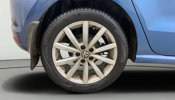 2018 Volkswagen Polo HIGHLINE PLUS 1.0 16 ALLOY, CNG, Manual, 50,081 km, Right Rear Wheel