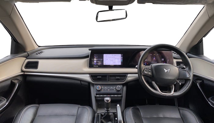 2022 Mahindra XUV700 AX 5 P MT 5 STR, Petrol, Manual, 69,318 km, Dashboard