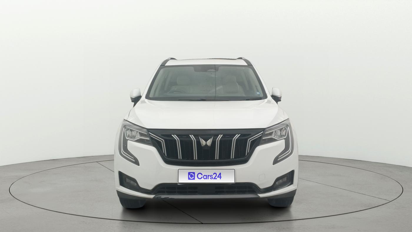 2023 Mahindra XUV700 AX 7 LUXURY P AT 7 STR, Petrol, Automatic, 42,955 km, Front
