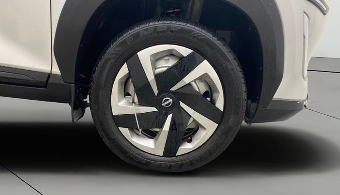 2022 Nissan MAGNITE XE, Petrol, Manual, 24,110 km, Left Rear Wheel