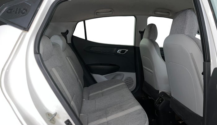 2022 Hyundai GRAND I10 NIOS SPORTZ 1.2 KAPPA VTVT CNG, CNG, Manual, 77,979 km, Right Side Rear Door Cabin