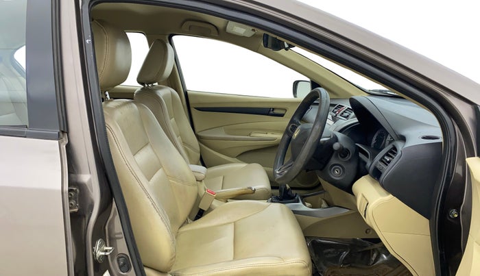 2013 Honda City 1.5L I-VTEC S MT, Petrol, Manual, 1,14,563 km, Right Side Front Door Cabin