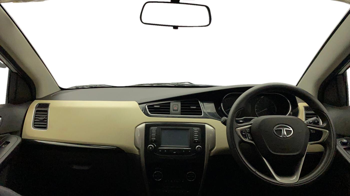 2016 Tata Zest XT PETROL, Petrol, Manual, 32,441 km, Dashboard