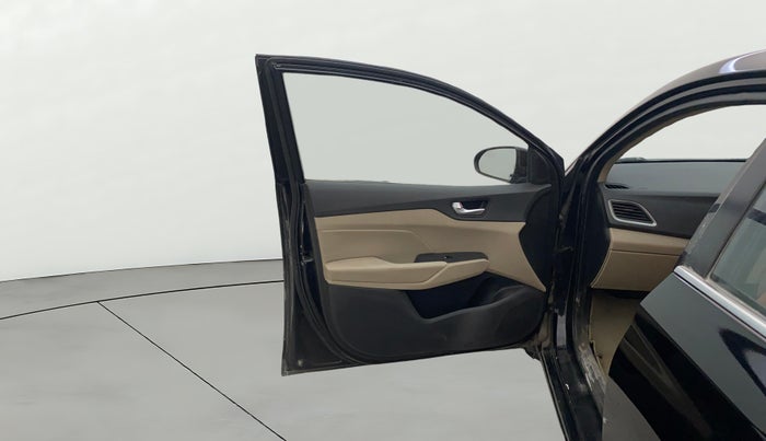 2018 Hyundai Verna 1.6 SX (O) CRDI MT, Diesel, Manual, 1,34,560 km, LHS Front Door