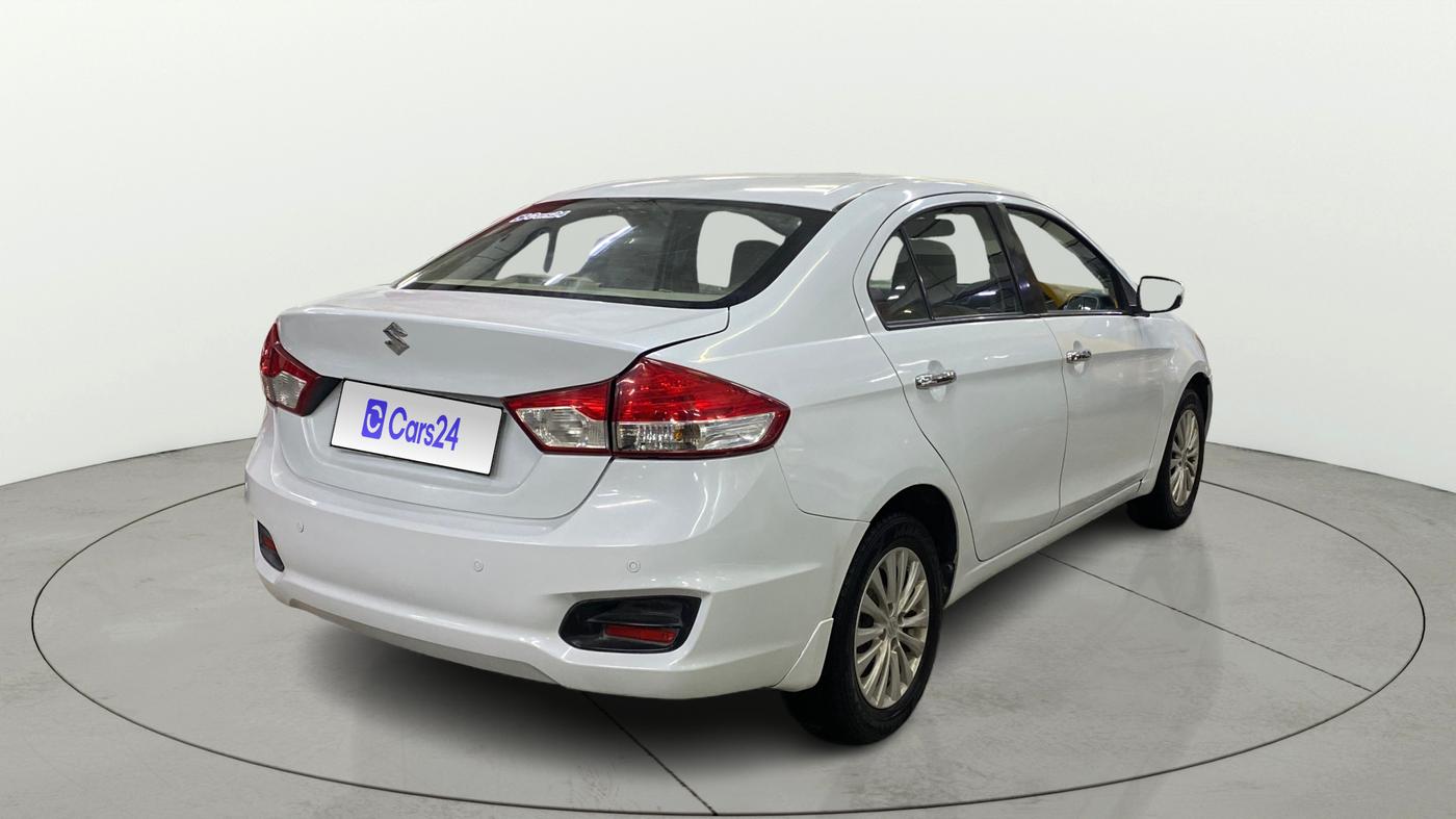 2015 Maruti Ciaz ZXI AT, Petrol, Automatic, 55,555 km, Right Back Diagonal