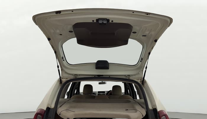 2016 Renault Duster RXE PETROL, Petrol, Manual, 49,565 km, Boot Door Open