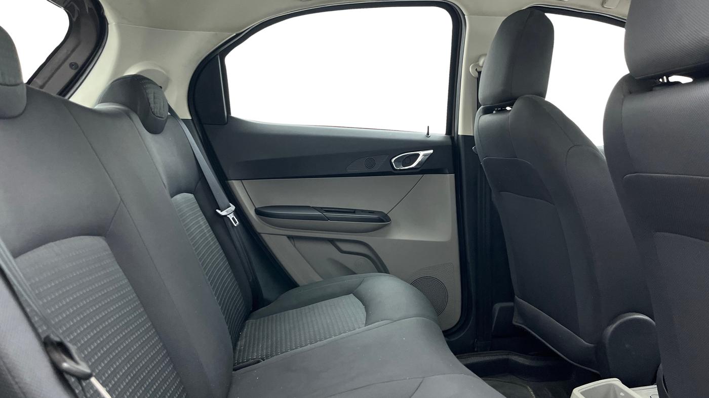 2018 Tata Tiago XZ PETROL, Petrol, Manual, 49,935 km, Right Side Rear Door Cabin