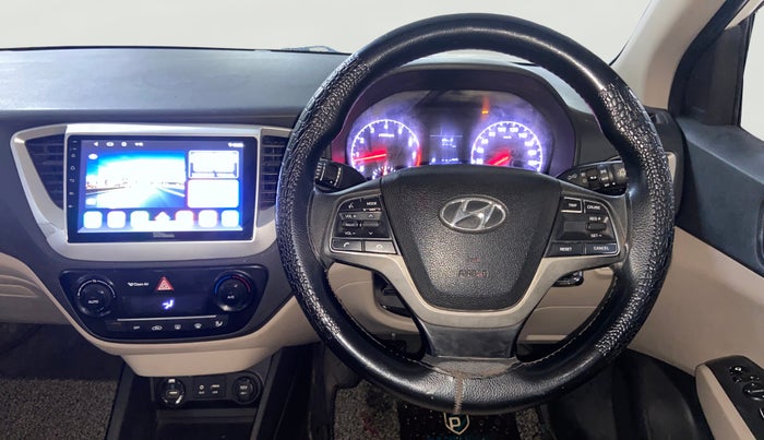 2018 Hyundai Verna 1.6 VTVT SX, Petrol, Manual, 75,728 km, Steering Wheel Close Up