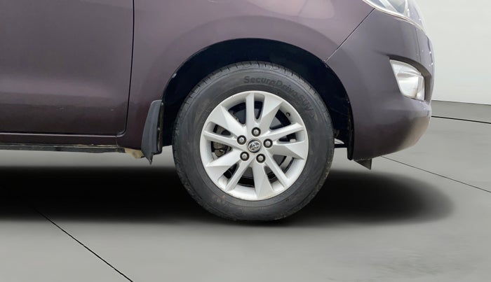 2016 Toyota Innova Crysta 2.4 VX 7 STR, Diesel, Manual, 68,815 km, Right Front Wheel