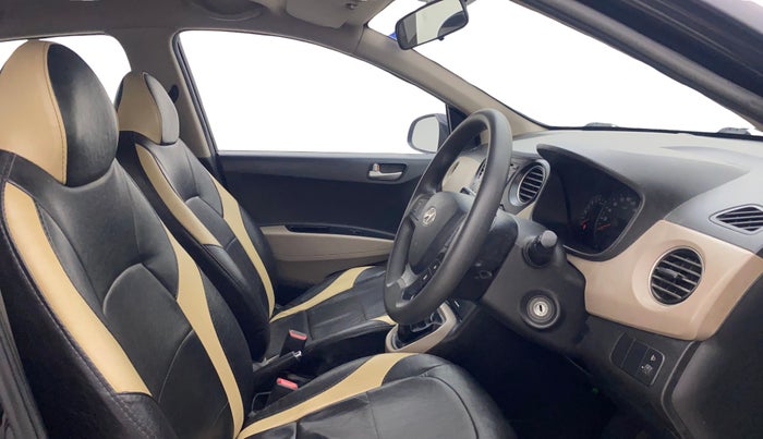 2015 Hyundai Xcent S 1.2, Petrol, Manual, 39,050 km, Right Side Front Door Cabin