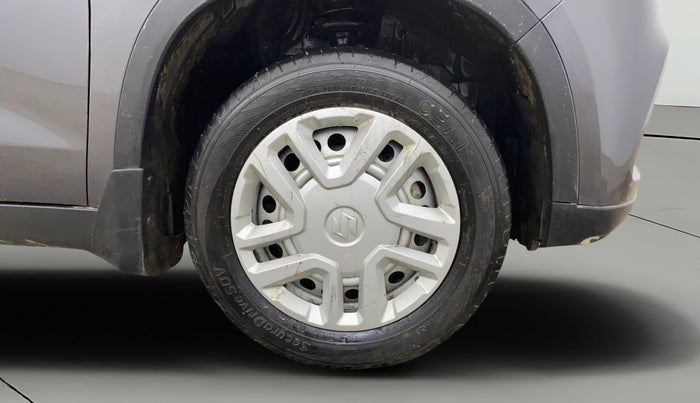 2017 Maruti Vitara Brezza LDI, Diesel, Manual, 94,120 km, Right Front Wheel