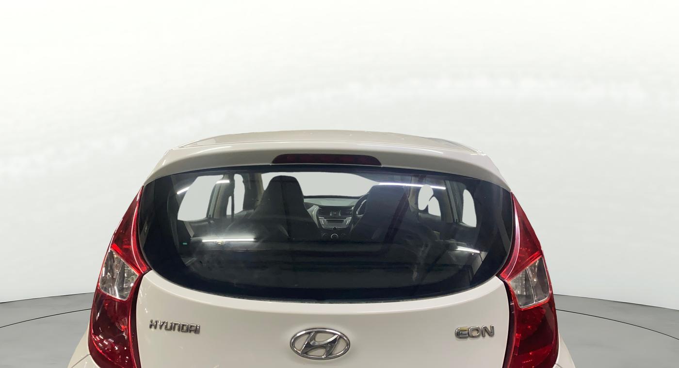 2015 Hyundai Eon MAGNA +, Petrol, Manual, 45,523 km, Rear Windshield